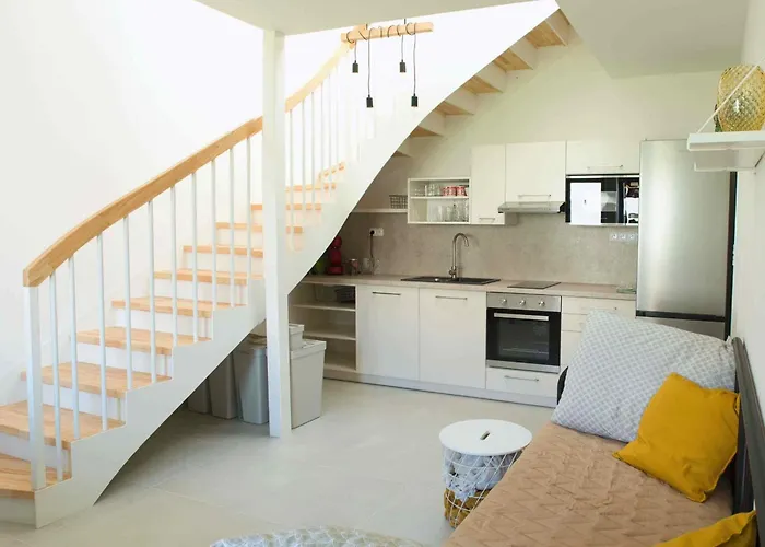 Pod Dubem Apartment Vesela